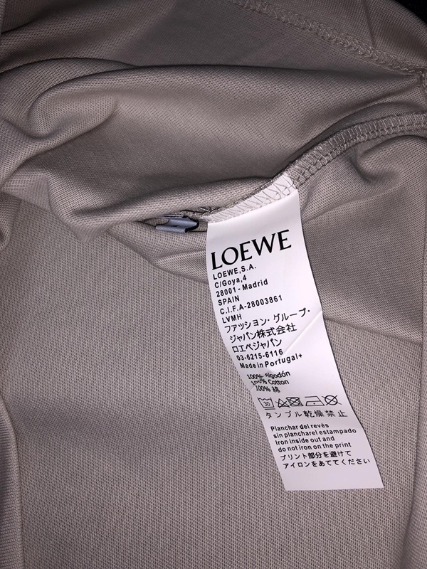 ブランドTシャツ全体デザイン